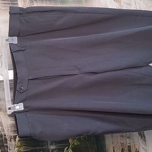 Savane Mens 42 x 30 classic business casual dress slacks pants dark gray